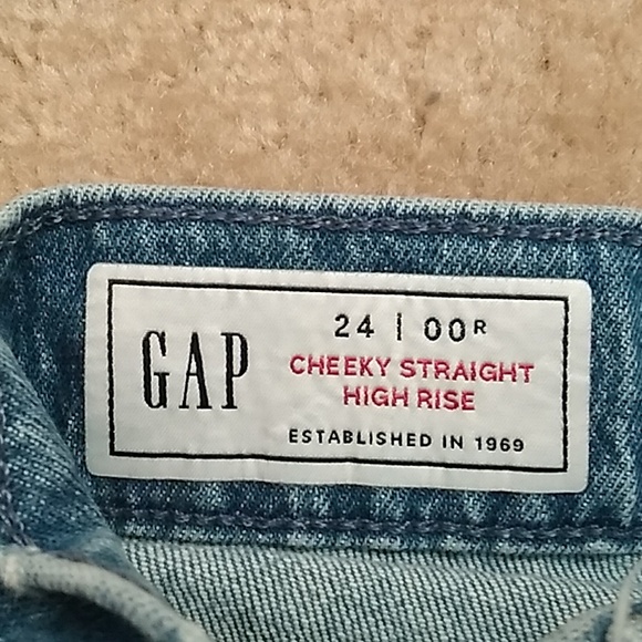 Gap Straight High Rise Jeans - Picture 3 of 4